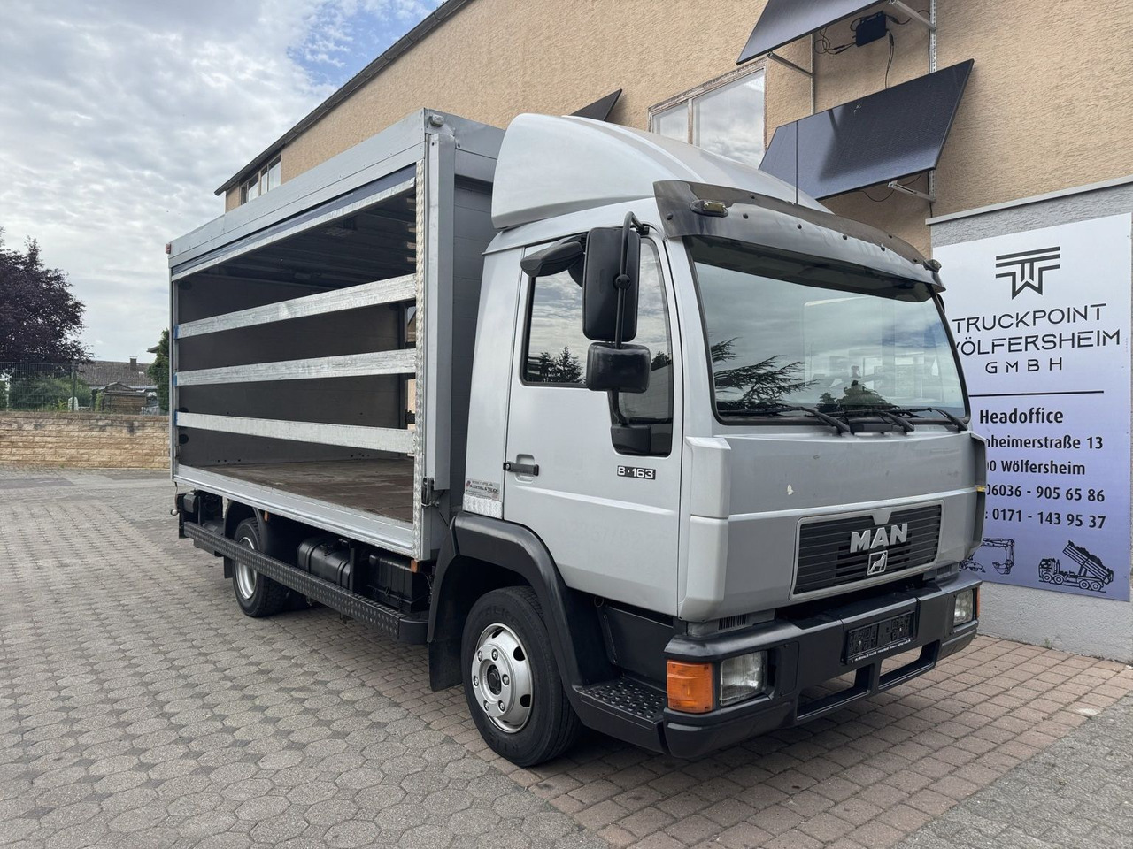 MAN 8. 163 /L2000/LBW-2T./2xAHK - Furgone centinato: foto 2 MAN 8. 163 /L2000/LBW-2T./2xAHK - Furgone centinato: foto 2