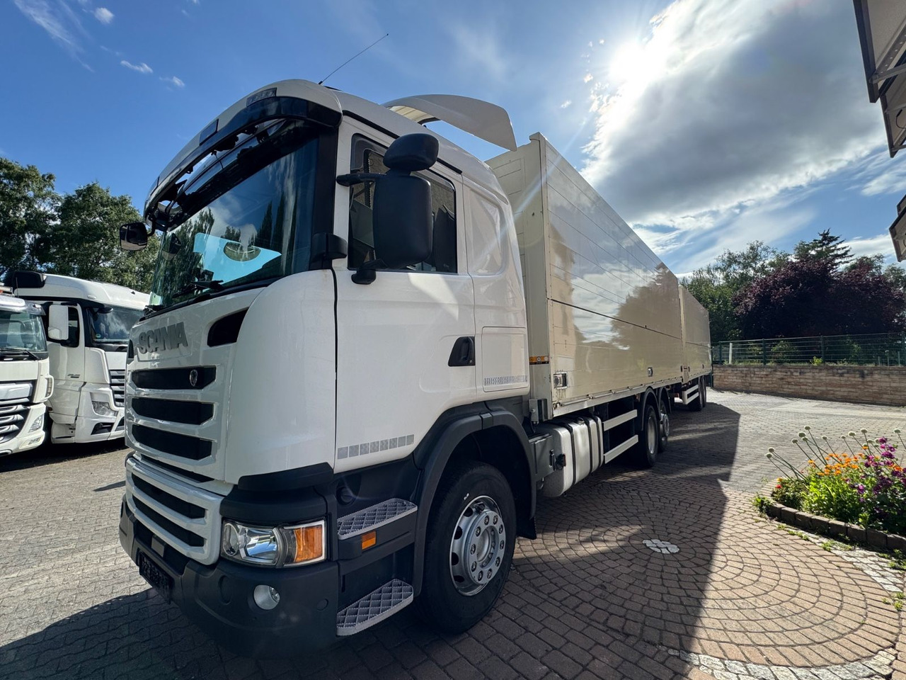 Scania G410/Lenk-Lift/2xLBW/inkl. Anhänger/Tüv-neu - Autocarro trasporto di bevande: foto 2 Scania G410/Lenk-Lift/2xLBW/inkl. Anhänger/Tüv-neu - Autocarro trasporto di bevande: foto 2