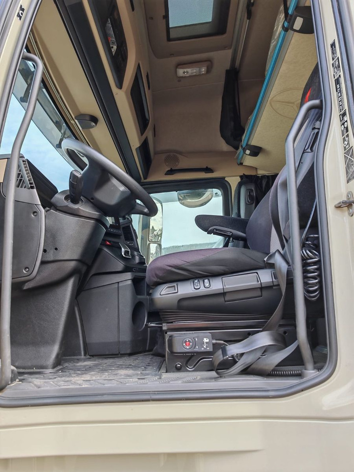 Mercedes-Benz Actros 1848 LS/GIGA/MirrorCam/Retarder/2instock - Trattore stradale: foto 4 Mercedes-Benz Actros 1848 LS/GIGA/MirrorCam/Retarder/2instock - Trattore stradale: foto 4