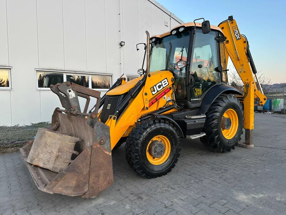 JCB 3CX - Terna: foto 1 JCB 3CX - Terna: foto 1