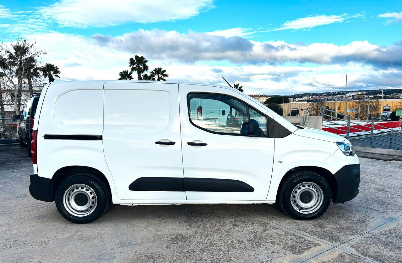 Citroen Berligno 1.6 HDi 100 cv 3 posti - Furgoncino: foto 4 Citroen Berligno 1.6 HDi 100 cv 3 posti - Furgoncino: foto 4