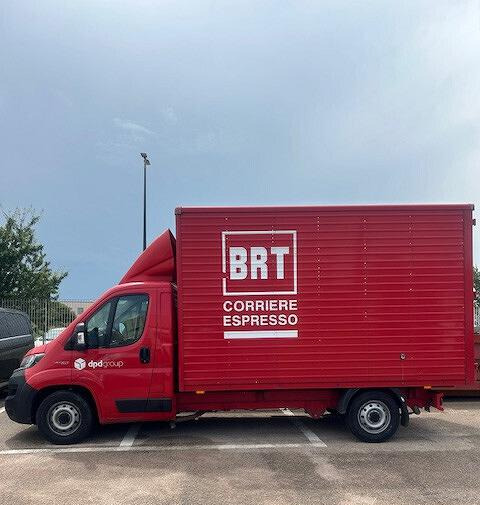 FIAT DUCATO MAXI TELAIO CON BOX IN LEGA 3800*2200* - Furgone box: foto 1 FIAT DUCATO MAXI TELAIO CON BOX IN LEGA 3800*2200* - Furgone box: foto 1