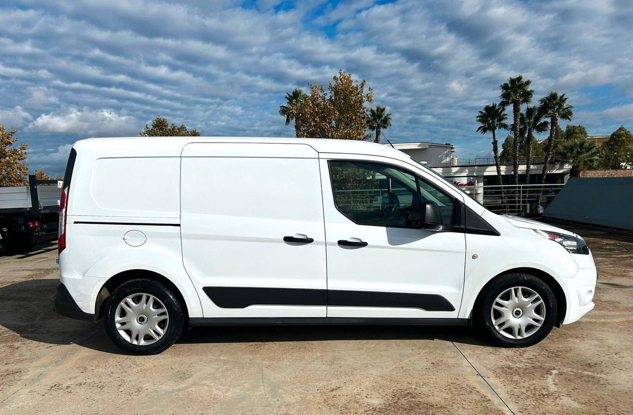 Ford Transit Connect Maxi 1.5 TDCi 100 cv 3 posti - Furgoncino: foto 4 Ford Transit Connect Maxi 1.5 TDCi 100 cv 3 posti - Furgoncino: foto 4