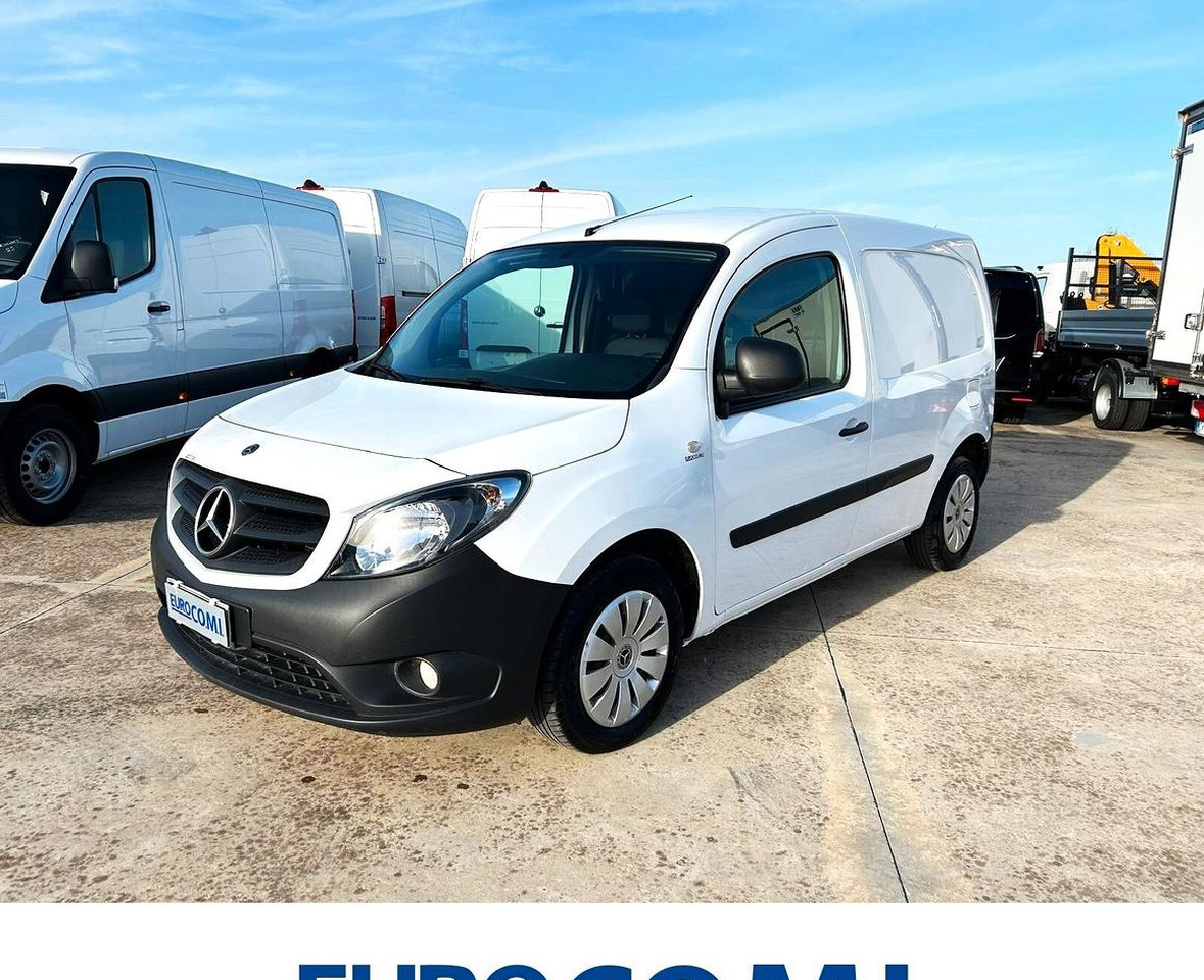 Mercedes Benz Citan 111 cdi Long 3 posti - Furgoncino: foto 1 Mercedes Benz Citan 111 cdi Long 3 posti - Furgoncino: foto 1