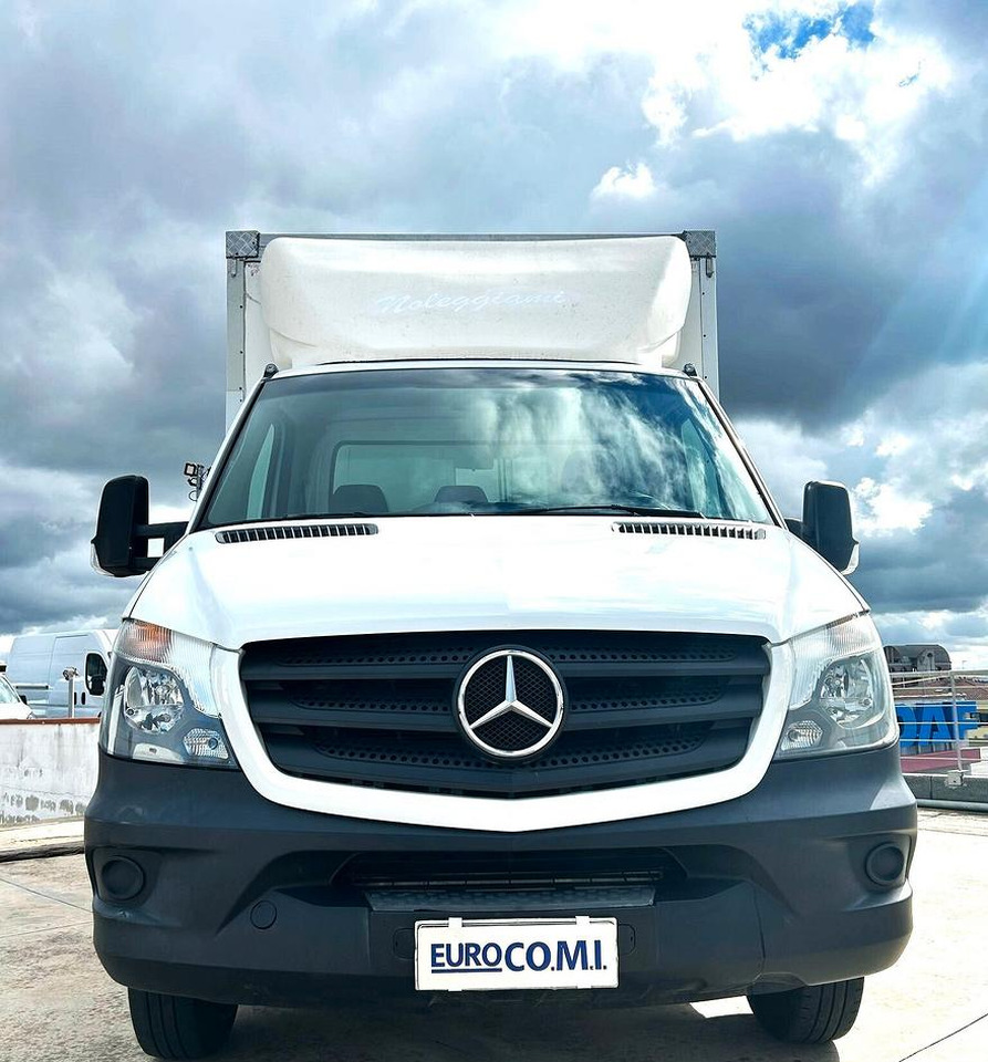 Mercedes Benz Sprinter 416 T 37/35 gemellato con F - Furgone box: foto 2 Mercedes Benz Sprinter 416 T 37/35 gemellato con F - Furgone box: foto 2