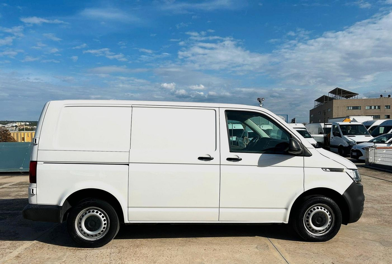 Volkswagen Transporter 2.0 TDi 150 cv - Furgone chiuso: foto 4 Volkswagen Transporter 2.0 TDi 150 cv - Furgone chiuso: foto 4