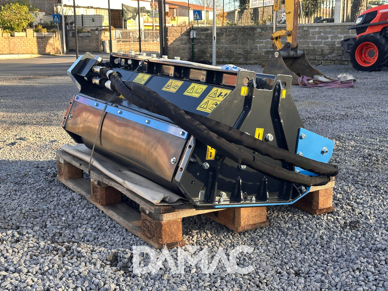 C4 B110 - Trincia a martelli: foto 3 C4 B110 - Trincia a martelli: foto 3