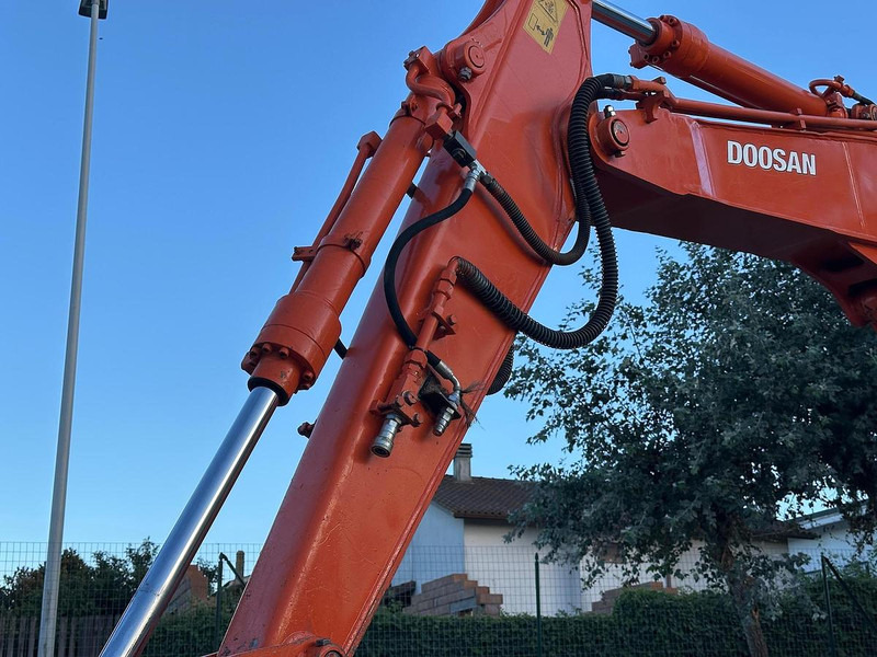 Escavatore Doosan SOLAR 75V: foto 17