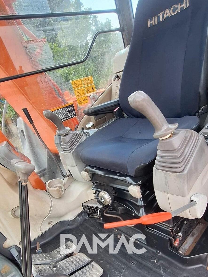 HITACHI ZX70LC - Miniescavatore: foto 5 HITACHI ZX70LC - Miniescavatore: foto 5