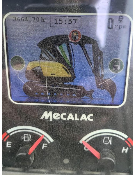 Mecalac 6MCR - Miniescavatore: foto 4 Mecalac 6MCR - Miniescavatore: foto 4