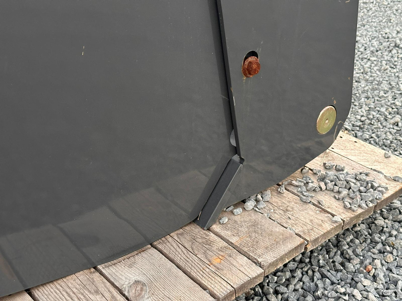 NEW HOLLAND 220 - Benna per pala: foto 5 NEW HOLLAND 220 - Benna per pala: foto 5