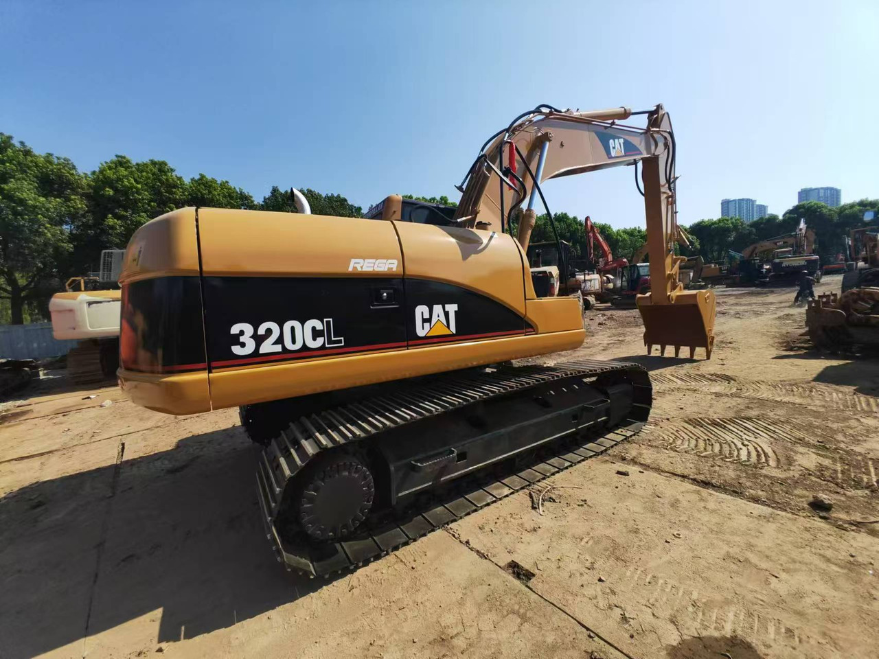 CATERPILLAR 320CL - Escavatore cingolato: foto 4 CATERPILLAR 320CL - Escavatore cingolato: foto 4