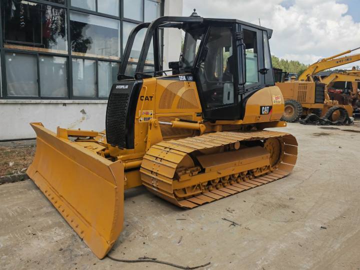 CATERPILLAR D5K - Bulldozer: foto 2 CATERPILLAR D5K - Bulldozer: foto 2