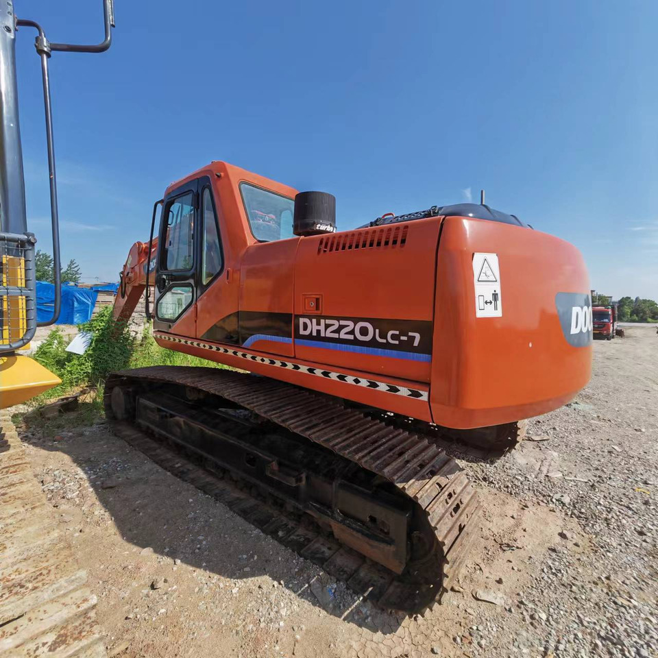 DOOSAN DH220 - Escavatore cingolato: foto 2 DOOSAN DH220 - Escavatore cingolato: foto 2