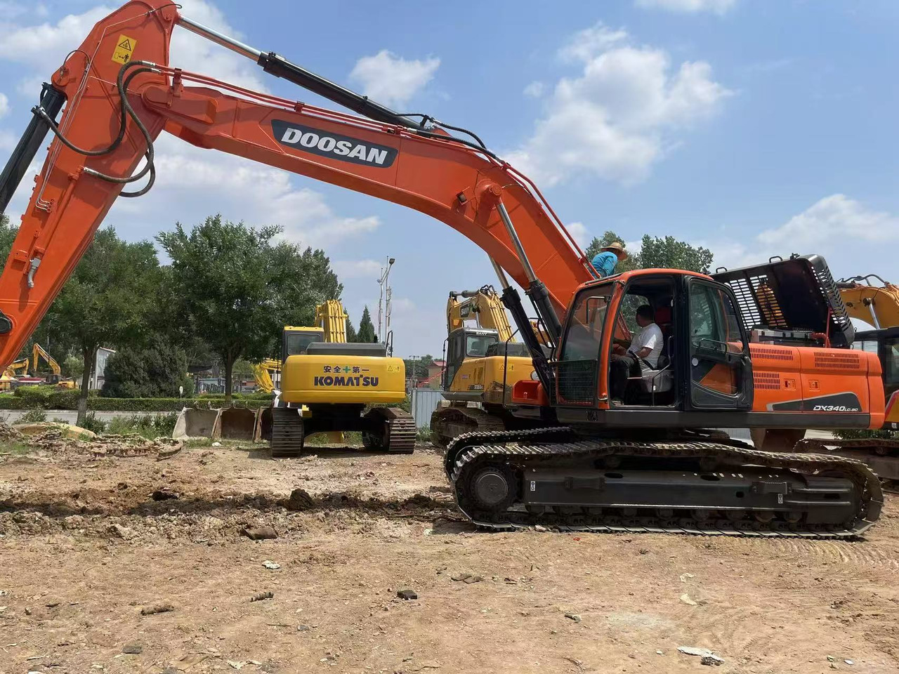 DOOSAN DX340LC-9C - Escavatore cingolato: foto 4 DOOSAN DX340LC-9C - Escavatore cingolato: foto 4