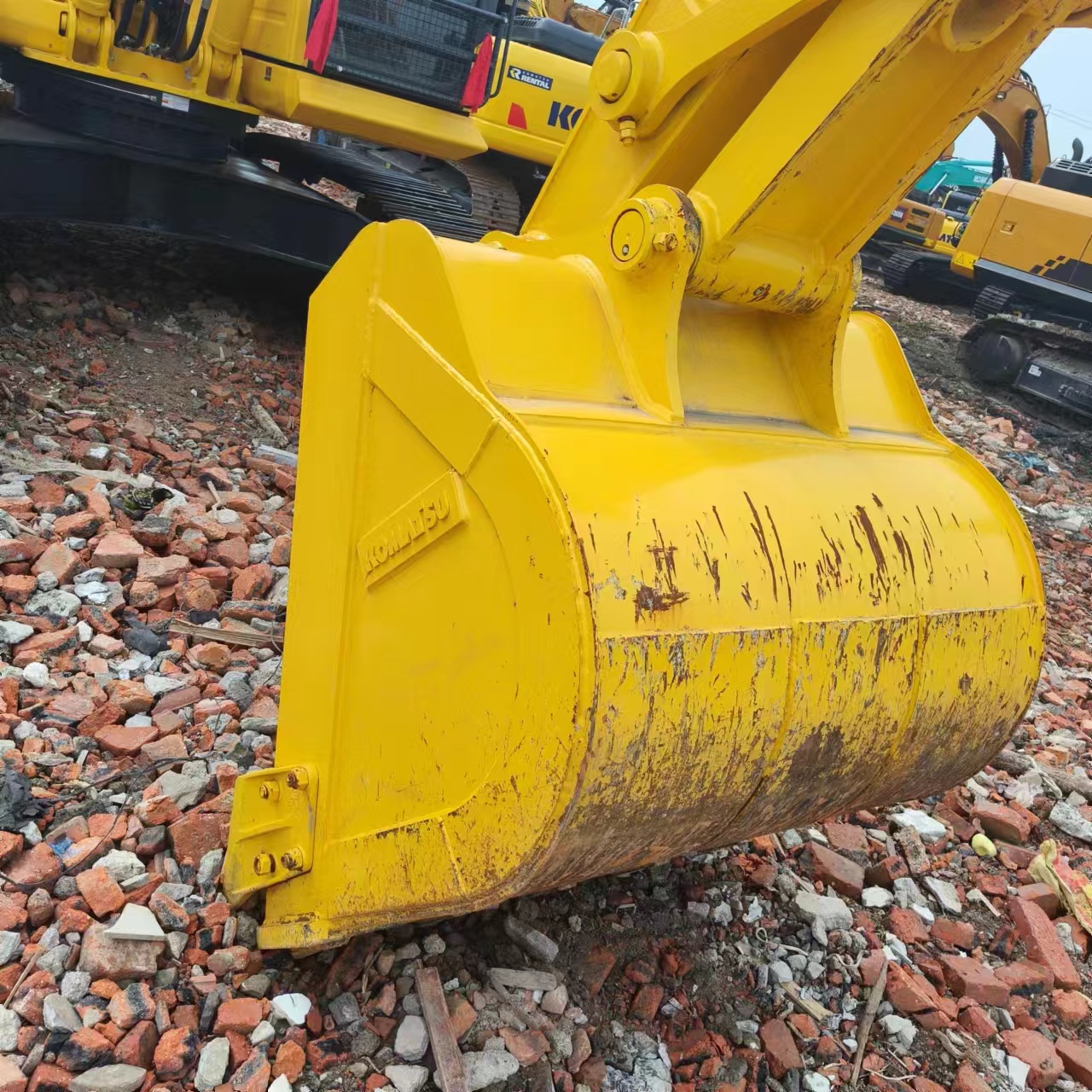 KOMATSU PC240 - Escavatore cingolato: foto 4 KOMATSU PC240 - Escavatore cingolato: foto 4