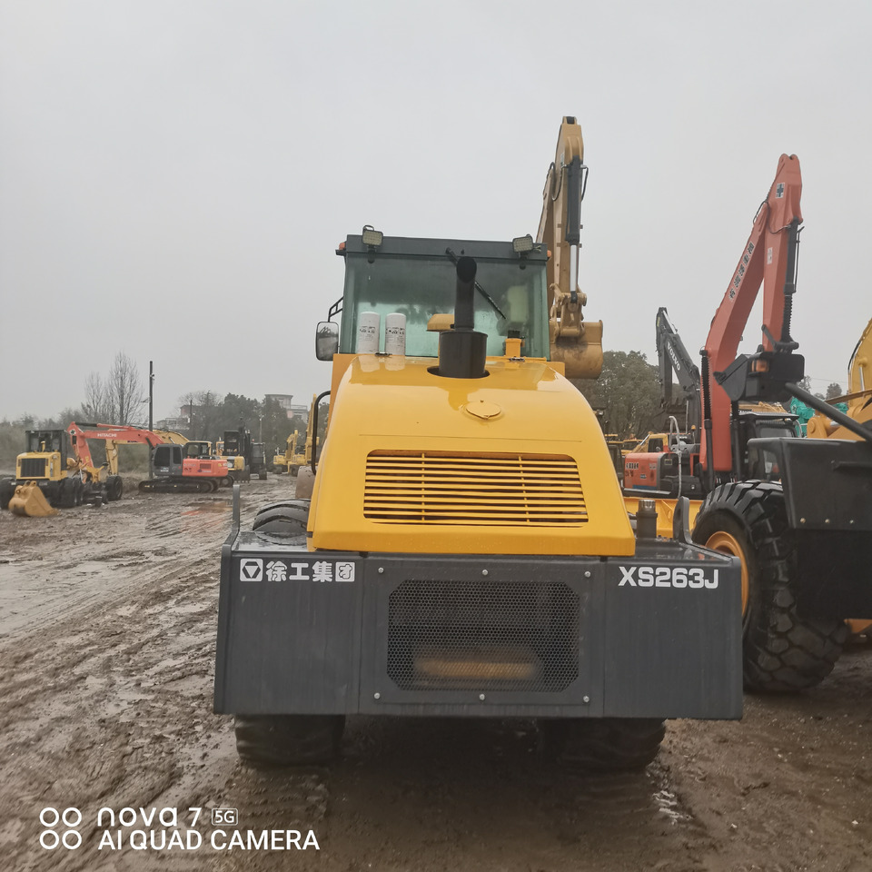 XCMG XS263J - Rullo stradale: foto 5 XCMG XS263J - Rullo stradale: foto 5