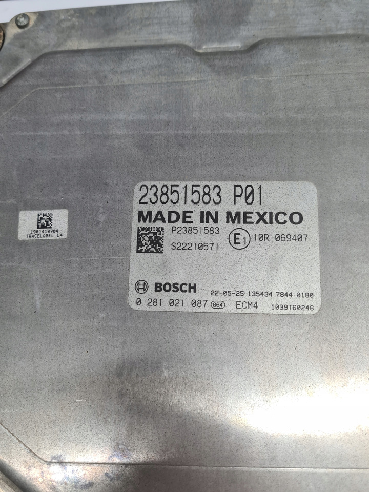 BOSCH KASETA KOMPUTER SILNIKA TURBO COMPOUND I-SAVE RENAULT GAMA T RANGE 23851583 - ECU per Camion: foto 5 BOSCH KASETA KOMPUTER SILNIKA TURBO COMPOUND I-SAVE RENAULT GAMA T RANGE 23851583 - ECU per Camion: foto 5