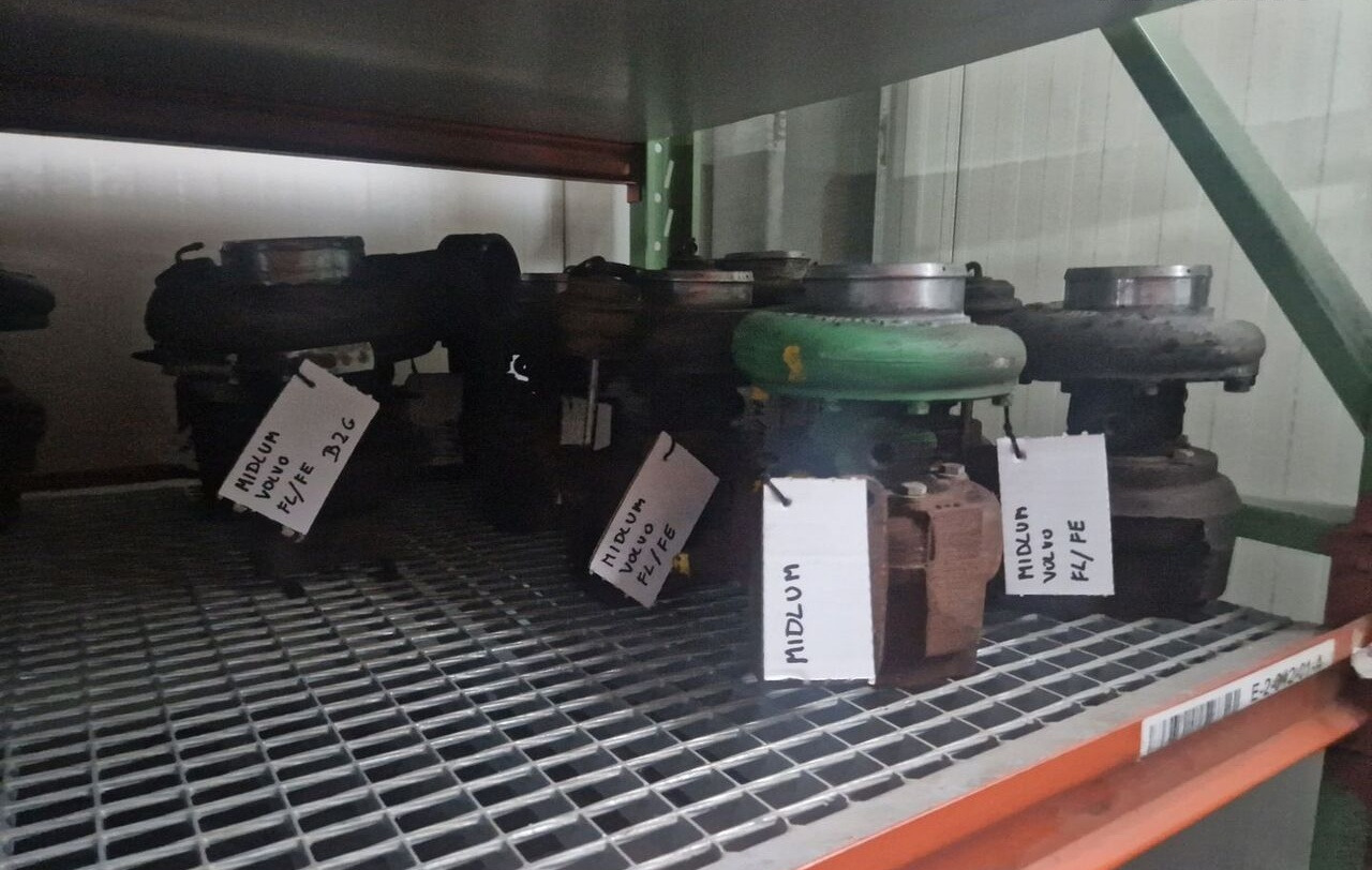 BorgWarner 21470983 Renault MIDLUM PREMIUM DXI 7 VOLVO FL - Turbocompressore per Camion: foto 4 BorgWarner 21470983 Renault MIDLUM PREMIUM DXI 7 VOLVO FL - Turbocompressore per Camion: foto 4