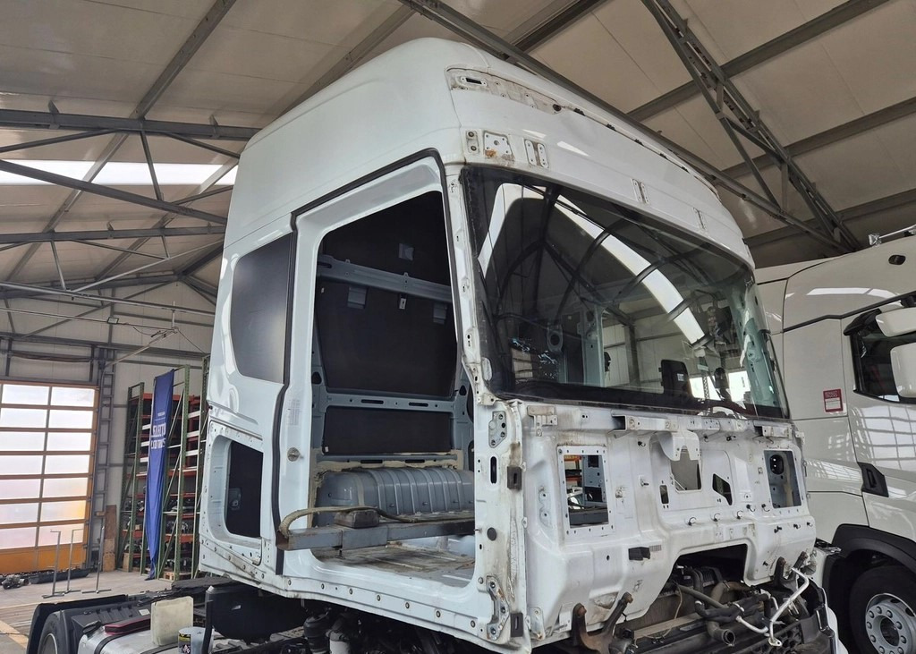 FORD GOŁA SZKIELET KABINY FORD F-MAX 500 TRUCKS EURO 6 - Cabina per Camion: foto 2 FORD GOŁA SZKIELET KABINY FORD F-MAX 500 TRUCKS EURO 6 - Cabina per Camion: foto 2