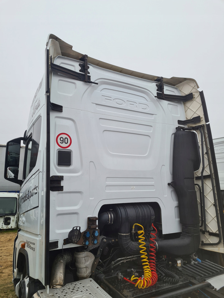 FORD KABINA KOMPLETNA FORD F-MAX 500 TRUCKS - Cabina per Camion: foto 5 FORD KABINA KOMPLETNA FORD F-MAX 500 TRUCKS - Cabina per Camion: foto 5