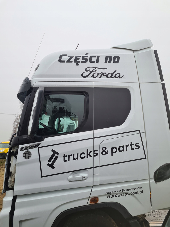 FORD KABINA KOMPLETNA FORD F-MAX 500 TRUCKS - Cabina per Camion: foto 4 FORD KABINA KOMPLETNA FORD F-MAX 500 TRUCKS - Cabina per Camion: foto 4
