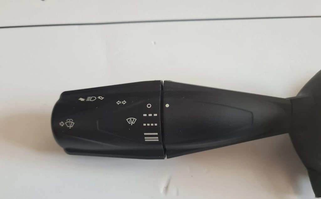 FORD PRZEŁĄCZNIK LEWY KIERUNKOWSKAZÓW WYCIERACZEK FORD F-MAX 500 TRUCKS EURO 6 - Interruttore sul piantone dello sterzo per Camion: foto 2 FORD PRZEŁĄCZNIK LEWY KIERUNKOWSKAZÓW WYCIERACZEK FORD F-MAX 500 TRUCKS EURO 6 - Interruttore sul piantone dello sterzo per Camion: foto 2