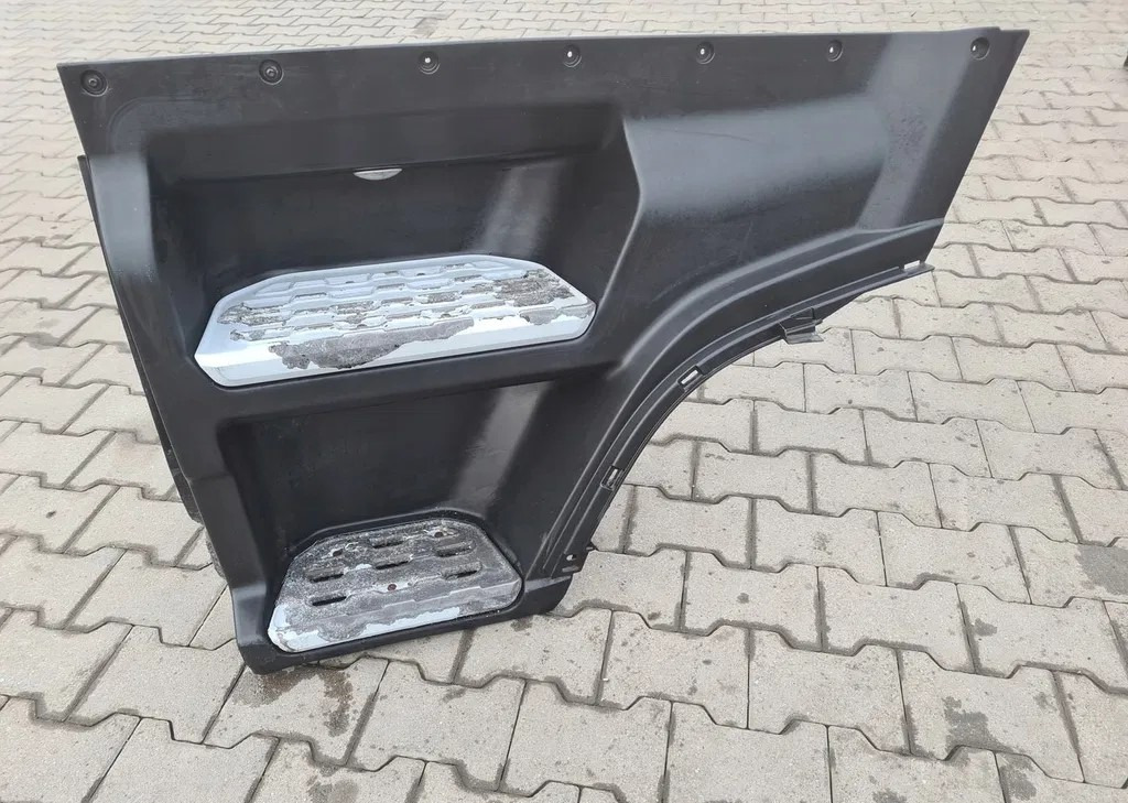 FORD STOPNICA KOMPLETNA LEWA GÓRNA STOPIEŃ FORD F-MAX 500 TRUCKS - Gradino sottoscocca per Camion: foto 1 FORD STOPNICA KOMPLETNA LEWA GÓRNA STOPIEŃ FORD F-MAX 500 TRUCKS - Gradino sottoscocca per Camion: foto 1