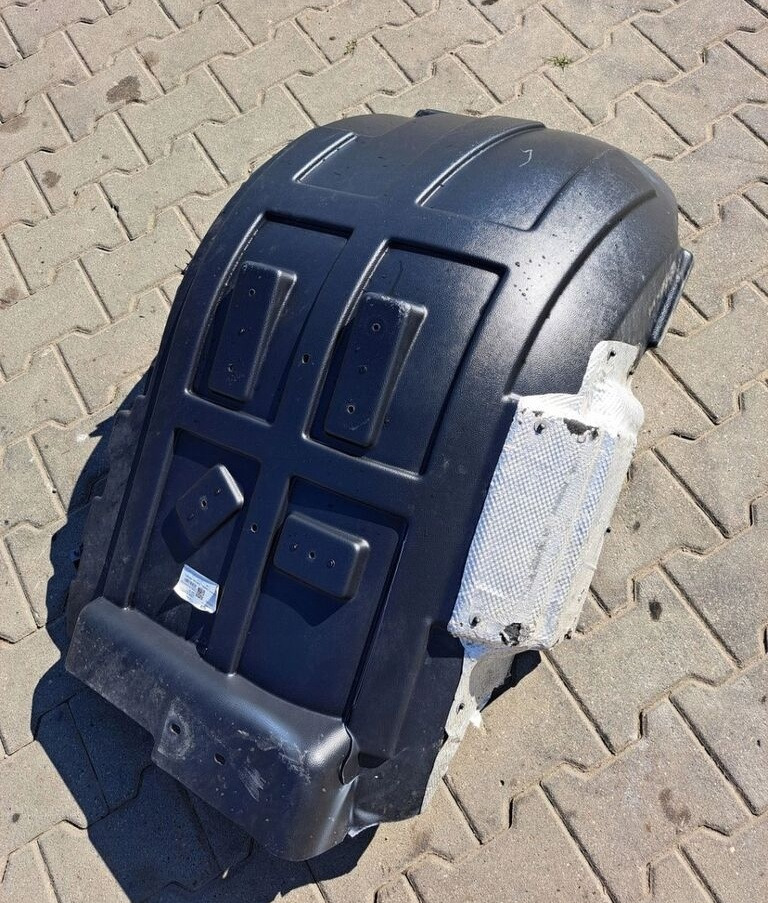 Ford F-MAX CARGO JC46 Ford F-MAX CARGO truck - Parafango per Camion: foto 2 Ford F-MAX CARGO JC46 Ford F-MAX CARGO truck - Parafango per Camion: foto 2