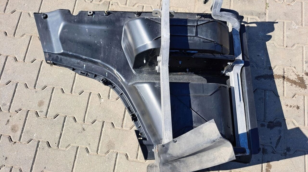 Ford F-MAX JC46 Ford F-MAX truck - Gradino sottoscocca per Camion: foto 2 Ford F-MAX JC46 Ford F-MAX truck - Gradino sottoscocca per Camion: foto 2