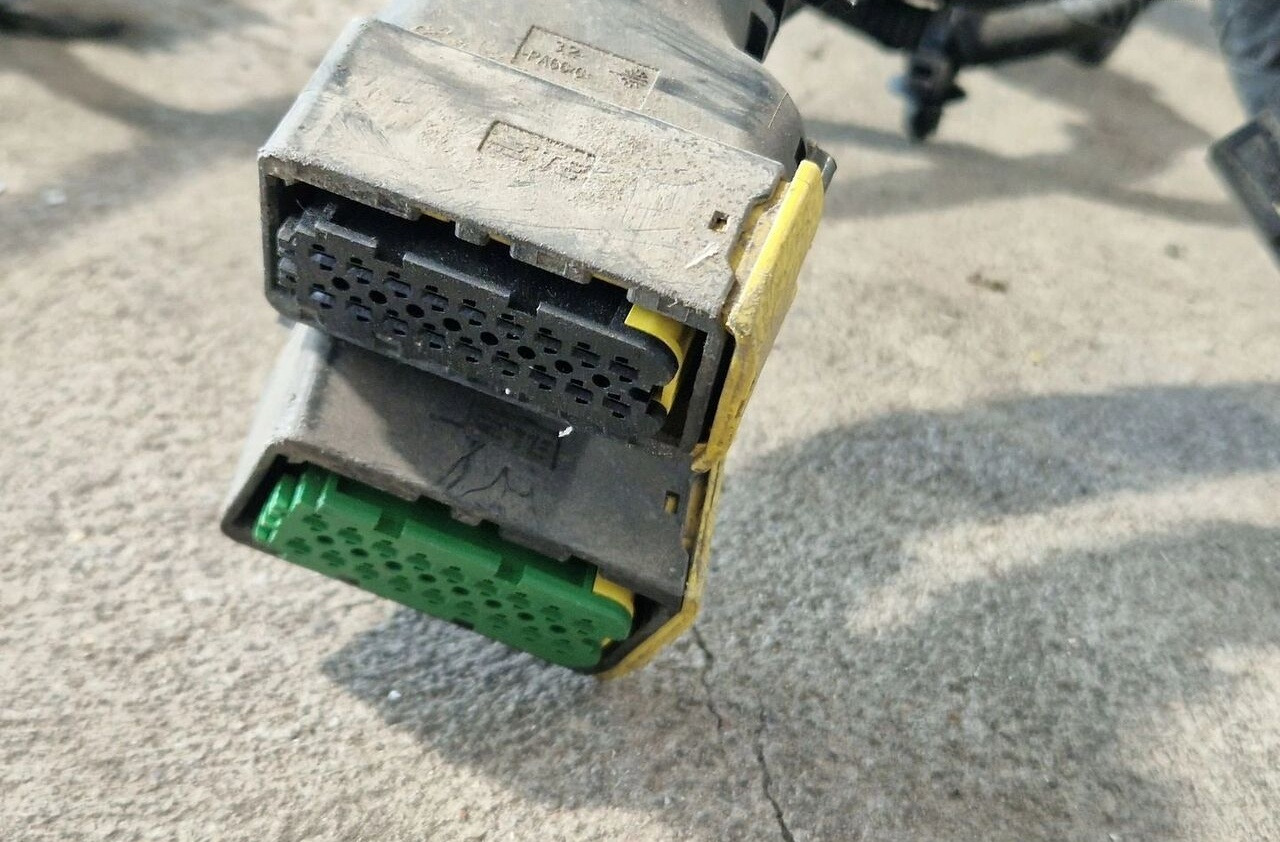 Ford WIĄZKA INSTALACJA RAMY F MAX 5 ROK 2021 Ford FORD F MAX 5 ROK 2021 - Cavi/ Fili per Camion: foto 3 Ford WIĄZKA INSTALACJA RAMY F MAX 5 ROK 2021 Ford FORD F MAX 5 ROK 2021 - Cavi/ Fili per Camion: foto 3