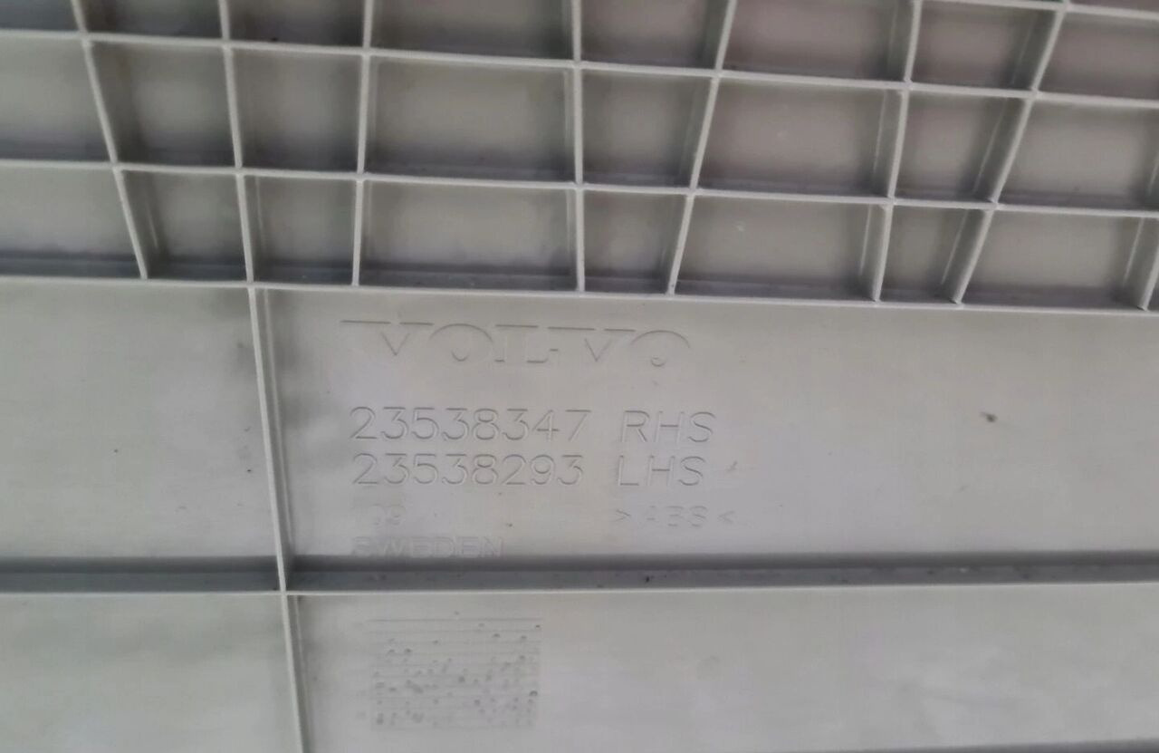 LODÓWKA CHŁODZIARKA VOLVO FH 4 FH 5 EURO 6 Volvo FH 4 FH 5 EURO 6 Volvo VOLVO FH 4 FH 5 EURO 6 - Cabina e interni per Camion: foto 3 LODÓWKA CHŁODZIARKA VOLVO FH 4 FH 5 EURO 6 Volvo FH 4 FH 5 EURO 6 Volvo VOLVO FH 4 FH 5 EURO 6 - Cabina e interni per Camion: foto 3