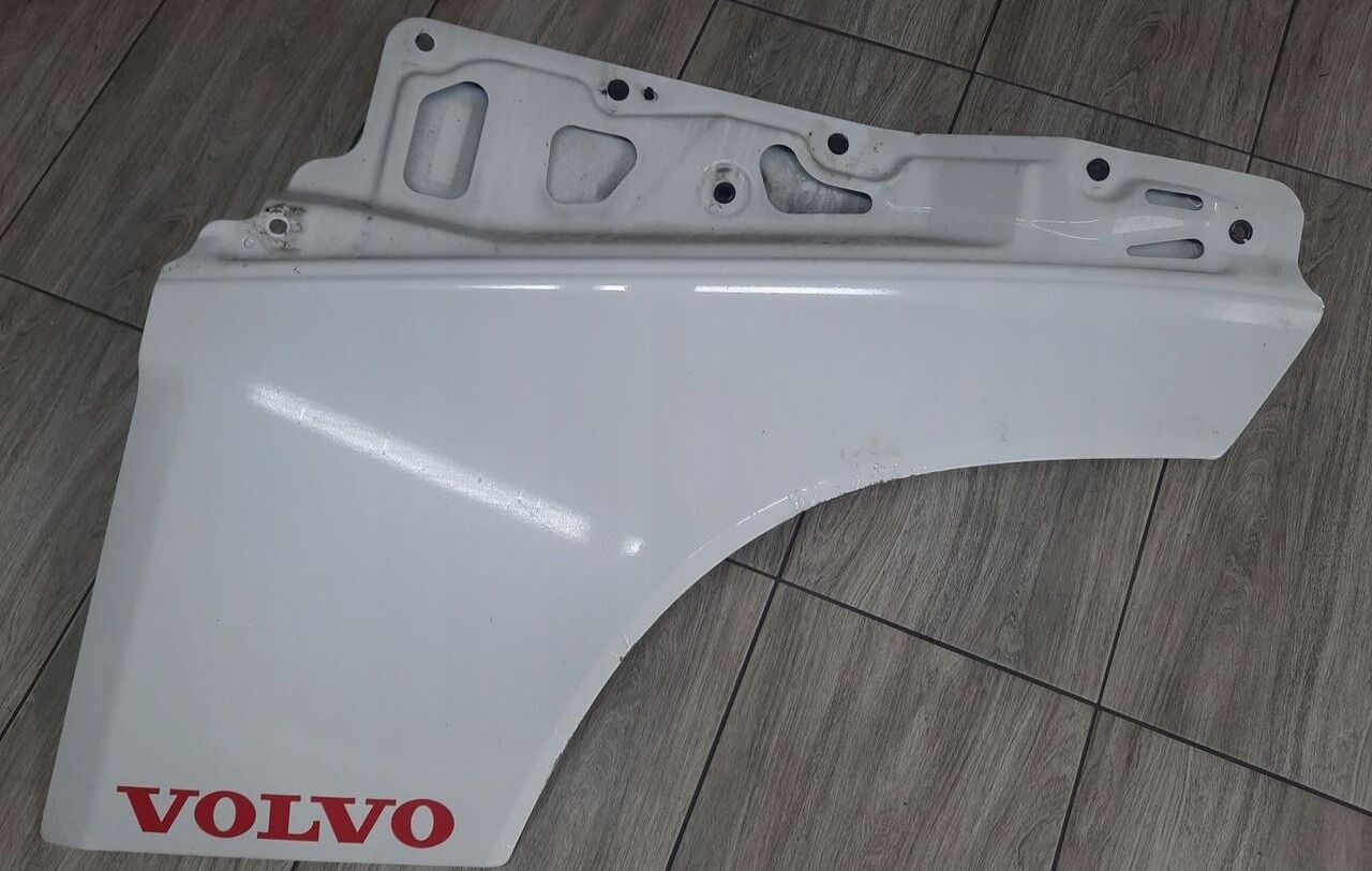 ORYGINALNE PRZEDŁUŻENIE DRZWI LEWE 82107271 Volvo FH 4 - Carrozzeria ed esterni per Camion: foto 5 ORYGINALNE PRZEDŁUŻENIE DRZWI LEWE 82107271 Volvo FH 4 - Carrozzeria ed esterni per Camion: foto 5