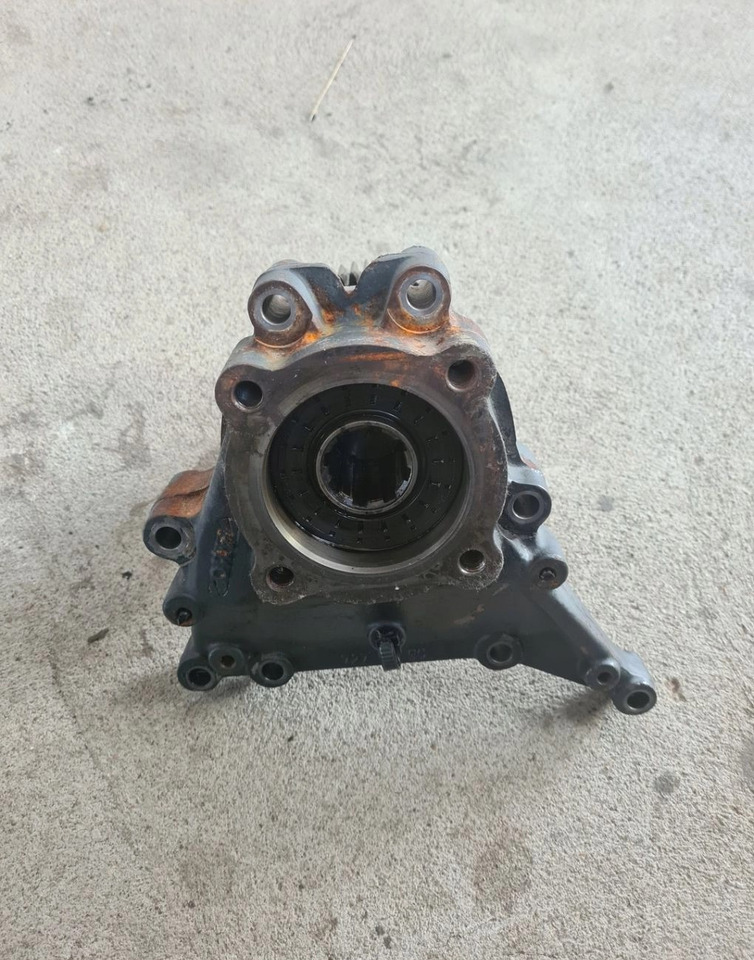 PRZYSTAWKA ODBIORU MOCY RENAULT MIDLUM DXI VOLVO FE FL - Cambio e ricambi: foto 2 PRZYSTAWKA ODBIORU MOCY RENAULT MIDLUM DXI VOLVO FE FL - Cambio e ricambi: foto 2