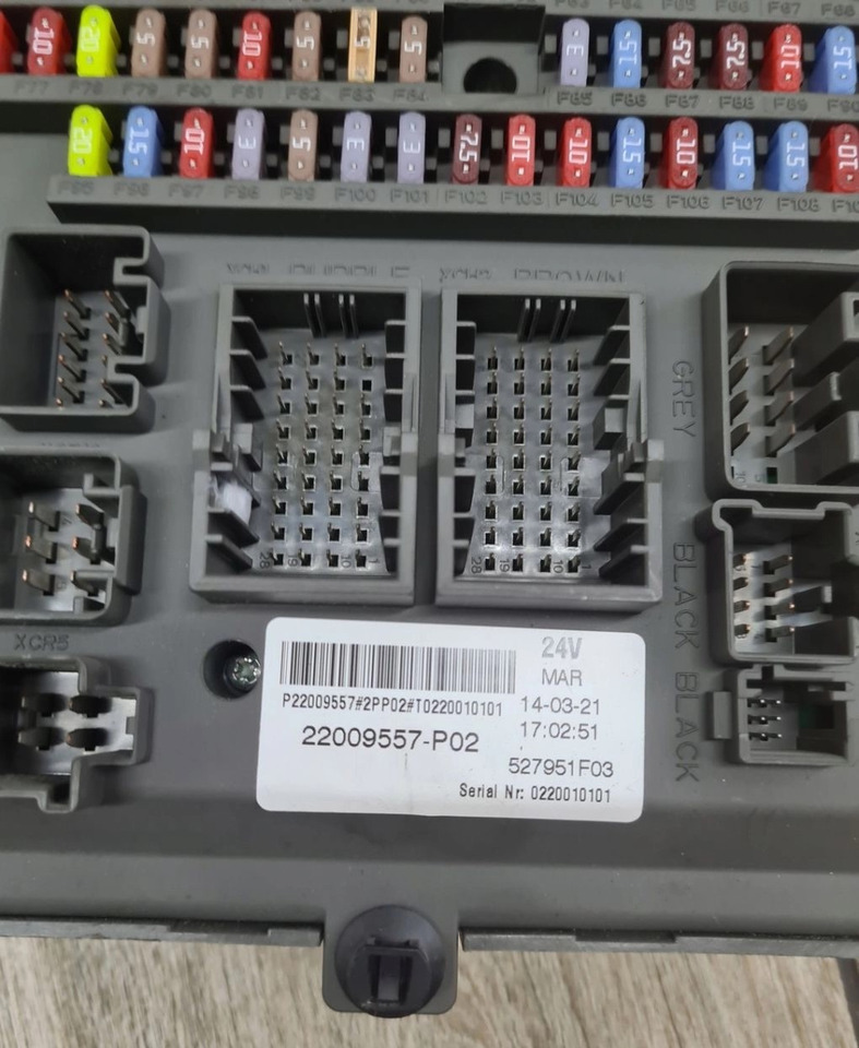 RENAULT TABLICA PŁYTA SKRZYNKA BEZPIECZNIKÓW RENAULT GAMA D WIDE VOLVO FE FL EURO 6 - Fusibile per Camion: foto 3 RENAULT TABLICA PŁYTA SKRZYNKA BEZPIECZNIKÓW RENAULT GAMA D WIDE VOLVO FE FL EURO 6 - Fusibile per Camion: foto 3