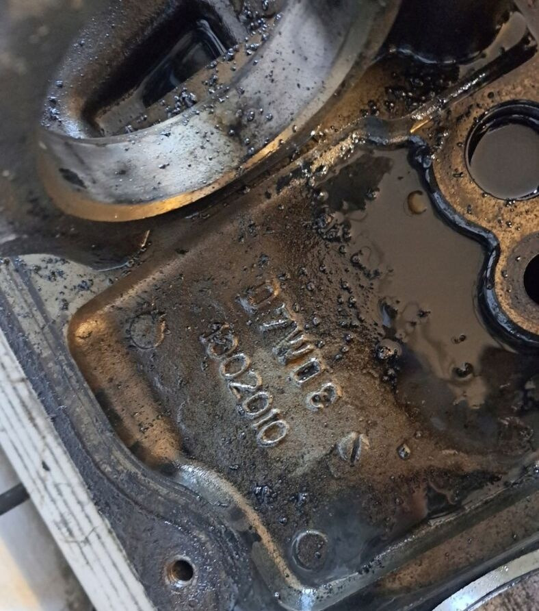 Renault GŁOWICA SILNIKA RENAULT PREMIUM KERAX DXI 11 20754236 - Testa cilindri per Camion: foto 2 Renault GŁOWICA SILNIKA RENAULT PREMIUM KERAX DXI 11 20754236 - Testa cilindri per Camion: foto 2