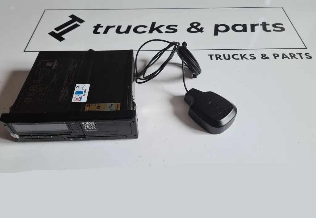 VDO 12V/24V R4.1 2024 ROK 2 GENERACJI - Cronotachigrafo: foto 1 VDO 12V/24V R4.1 2024 ROK 2 GENERACJI - Cronotachigrafo: foto 1