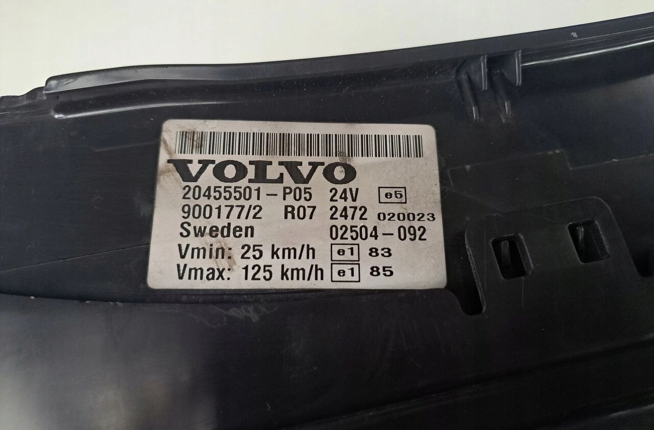 VDO ZEGARY LICZNIKI VOLVO FH FM 7 9 12 AUTOMAT 20455501-P05 - Cruscotto per Camion: foto 2 VDO ZEGARY LICZNIKI VOLVO FH FM 7 9 12 AUTOMAT 20455501-P05 - Cruscotto per Camion: foto 2