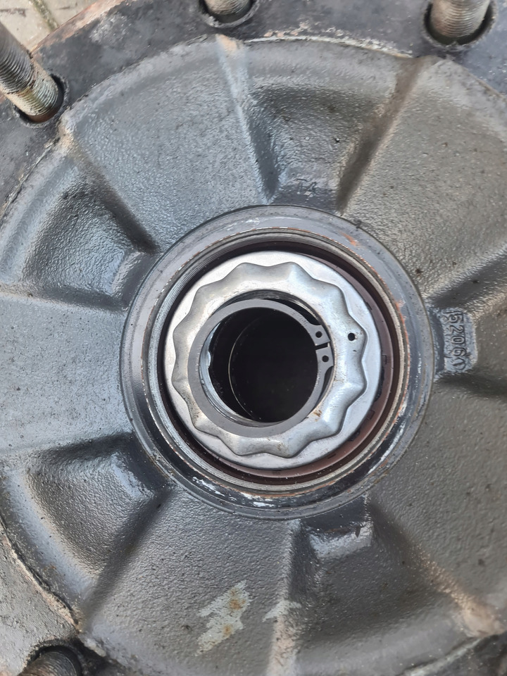 VOLVO PIASTA KOŁA PRZÓD ŁOŻYSKO FI 78 MM TARCZA 410MM VOLVO FH FM RENAULT GAMA T - Mozzo per Camion: foto 3 VOLVO PIASTA KOŁA PRZÓD ŁOŻYSKO FI 78 MM TARCZA 410MM VOLVO FH FM RENAULT GAMA T - Mozzo per Camion: foto 3