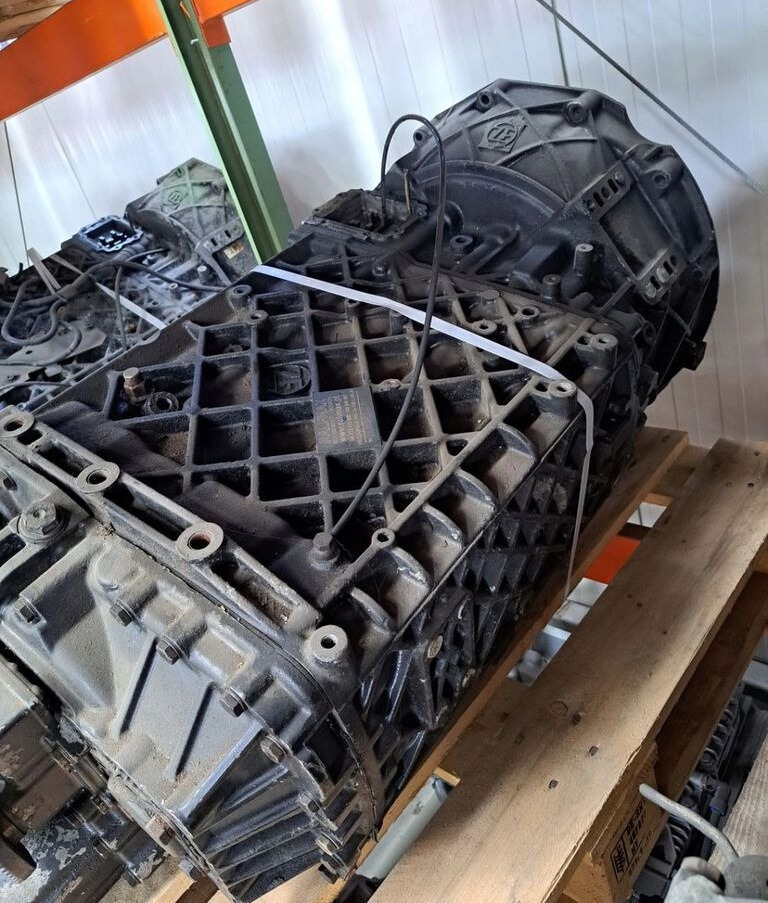 ZF ECOSPLIT 16s2220 16s2221 Z RETARDEREM RENAULT - Cambio per Camion: foto 3 ZF ECOSPLIT 16s2220 16s2221 Z RETARDEREM RENAULT - Cambio per Camion: foto 3