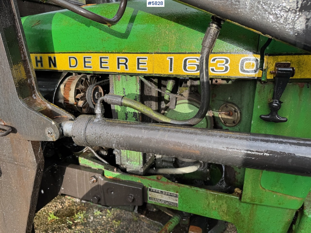 1978 John Deere 1630 w/ front loader. - Trattore: foto 4 1978 John Deere 1630 w/ front loader. - Trattore: foto 4