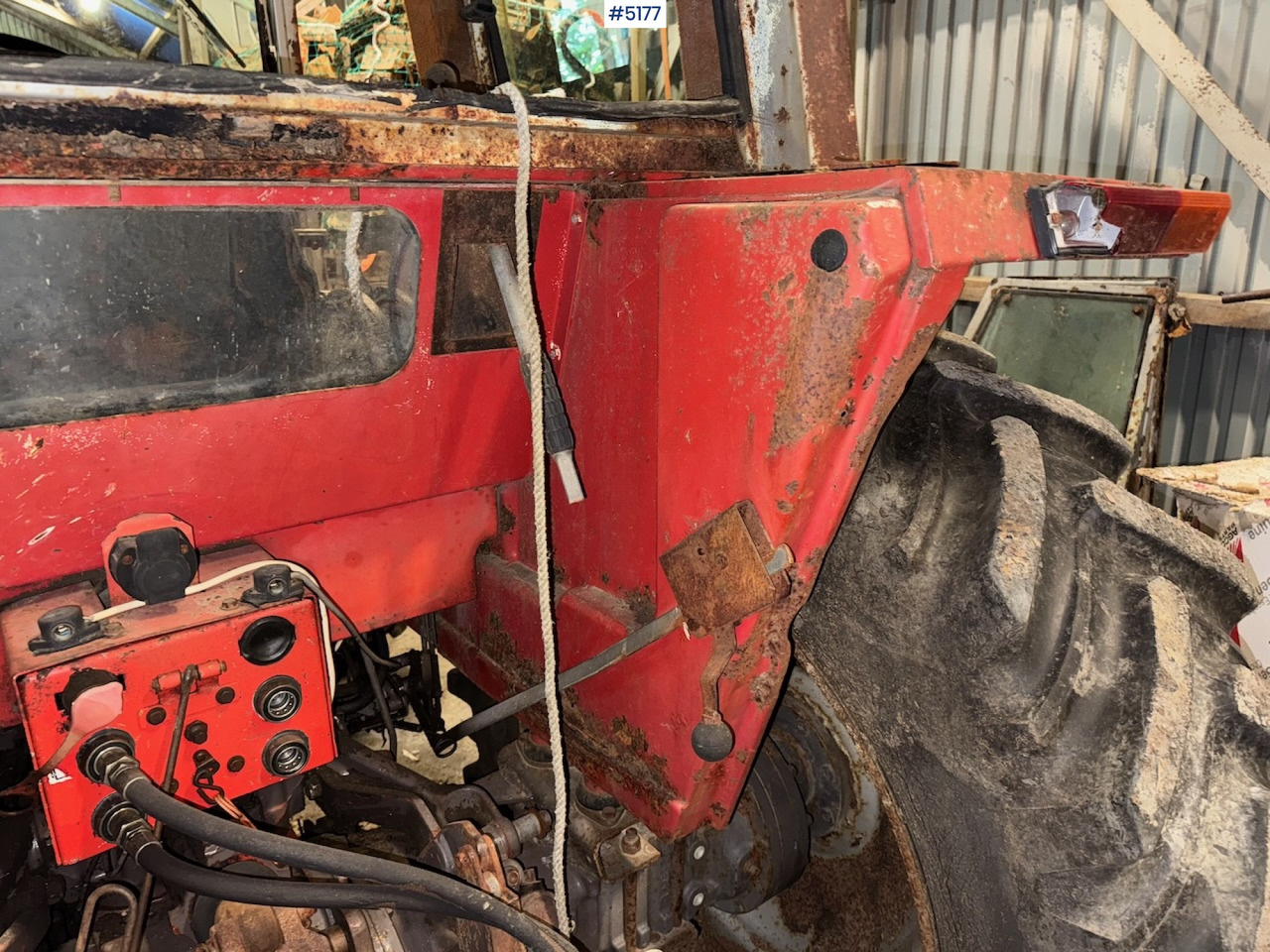 Trattore 1984 Massey Ferguson 675: foto 14
