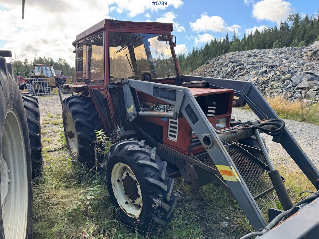 1986 Fiat 55-46 DT w/ front loader. - Trattore: foto 4 1986 Fiat 55-46 DT w/ front loader. - Trattore: foto 4