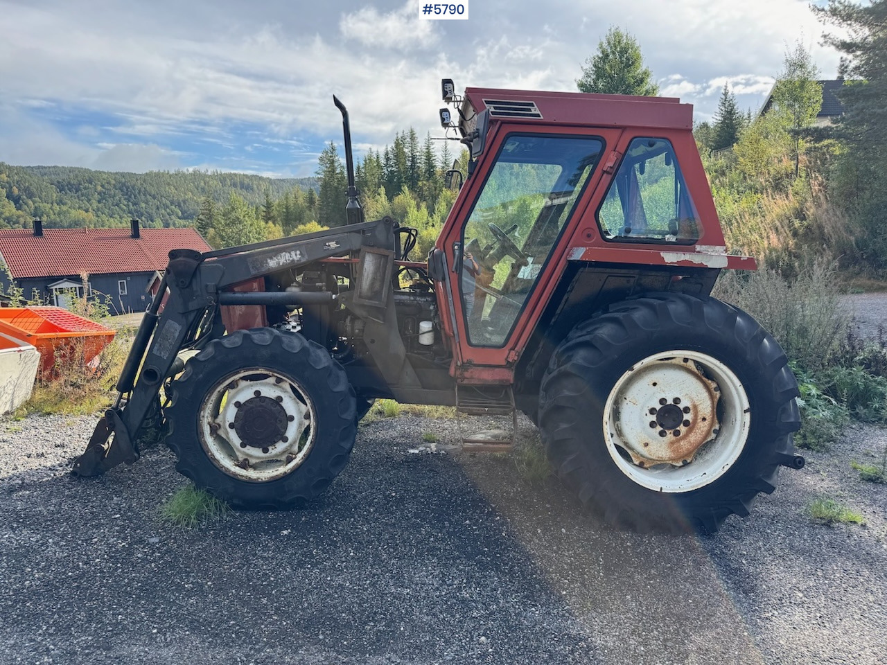 1986 Fiat 70-90 DT w/ front loader. - Trattore: foto 1 1986 Fiat 70-90 DT w/ front loader. - Trattore: foto 1