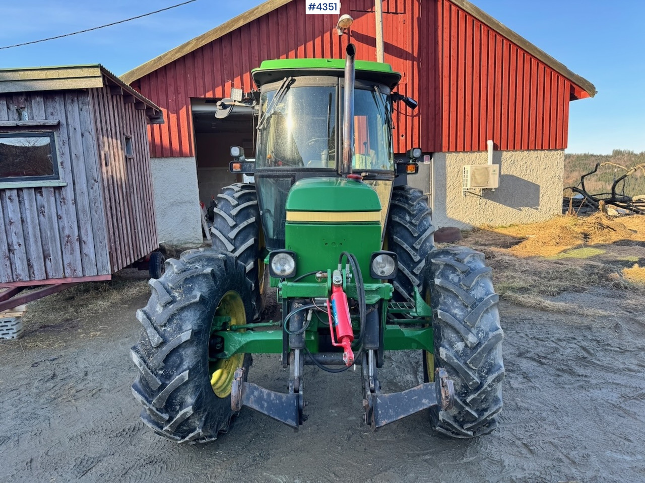 1991 John Deere 2850 4x4 Synchron w/ front hydraulics. - Trattore: foto 3 1991 John Deere 2850 4x4 Synchron w/ front hydraulics. - Trattore: foto 3