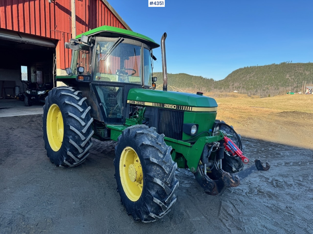 1991 John Deere 2850 4x4 Synchron w/ front hydraulics. - Trattore: foto 5 1991 John Deere 2850 4x4 Synchron w/ front hydraulics. - Trattore: foto 5