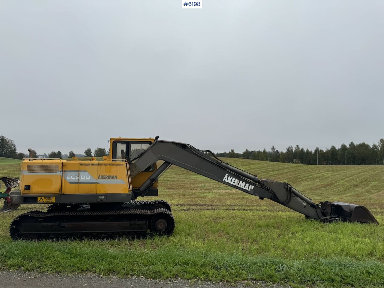 1993 Åkerman EC200 Tracked excavator w/ 2 buckets. New belts and sprocket. - Escavatore: foto 2 1993 Åkerman EC200 Tracked excavator w/ 2 buckets. New belts and sprocket. - Escavatore: foto 2