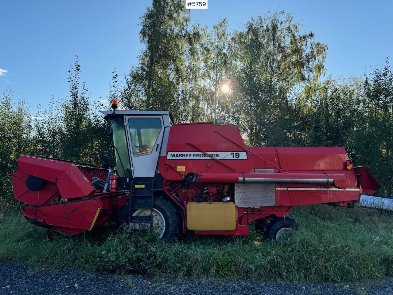 1995 Massey ferguson 19 - Mietitrebbia: foto 5 1995 Massey ferguson 19 - Mietitrebbia: foto 5