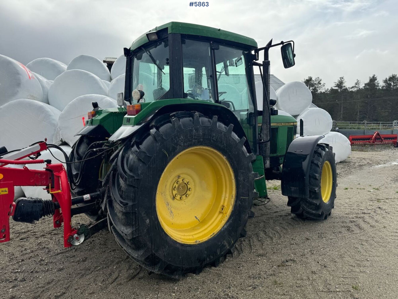 1996 John Deere 6400 4x4 w/ front loader. - Trattore: foto 3 1996 John Deere 6400 4x4 w/ front loader. - Trattore: foto 3