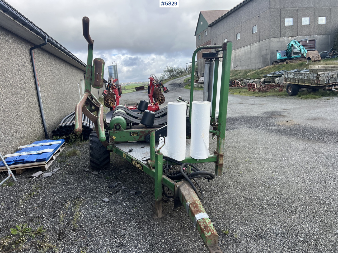 1996 Mchale 991B round bale wrapper - Macchina da fienagione: foto 2 1996 Mchale 991B round bale wrapper - Macchina da fienagione: foto 2
